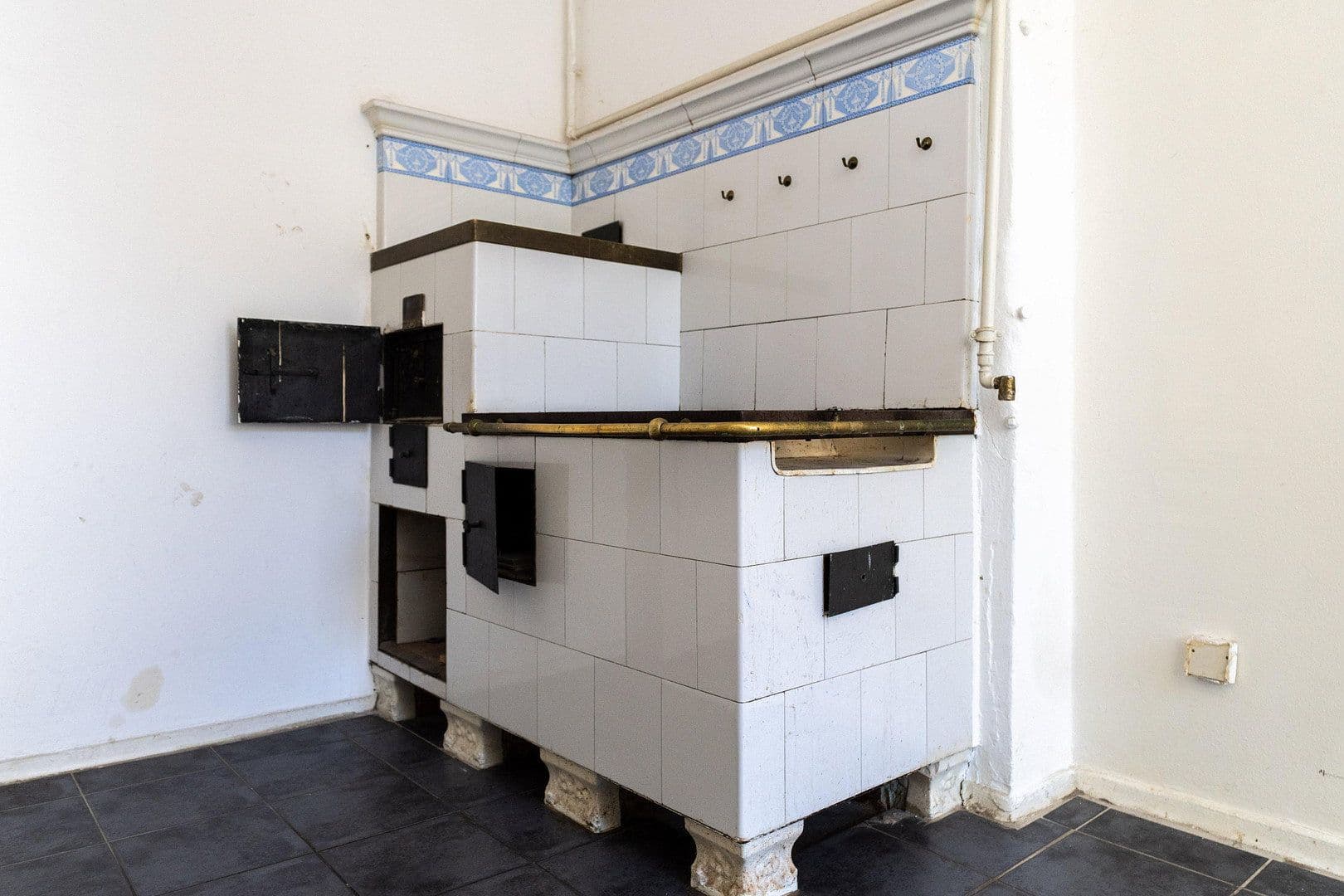 Predaj bytu 2-izbový 67 m², Ortrudstrasse 5, Berlin, Berlín Predaj bytu 2-izbový 67 m², Ortrudstrasse 5, Berlin, Berlín
