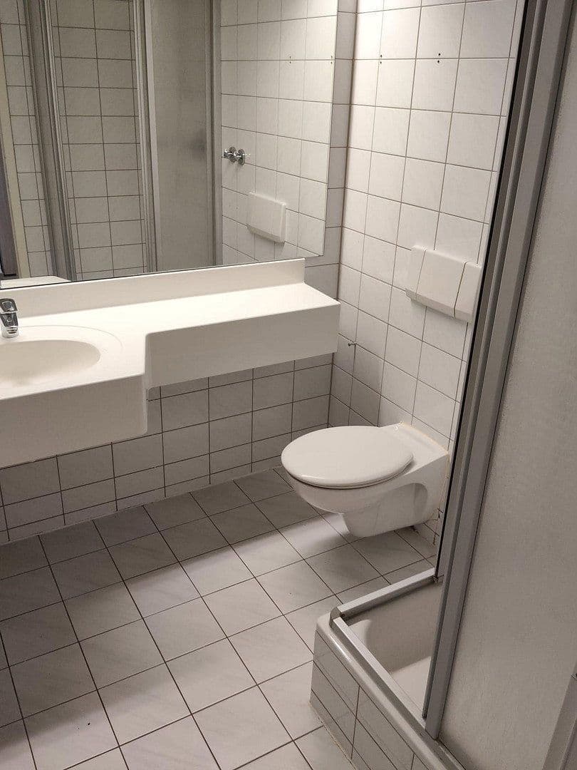 Prenájom bytu 1-izbový 30 m², Krakauer Straße 49, Markranstädt, Sasko Prenájom bytu 1-izbový 30 m², Krakauer Straße 49, Markranstädt, Sasko