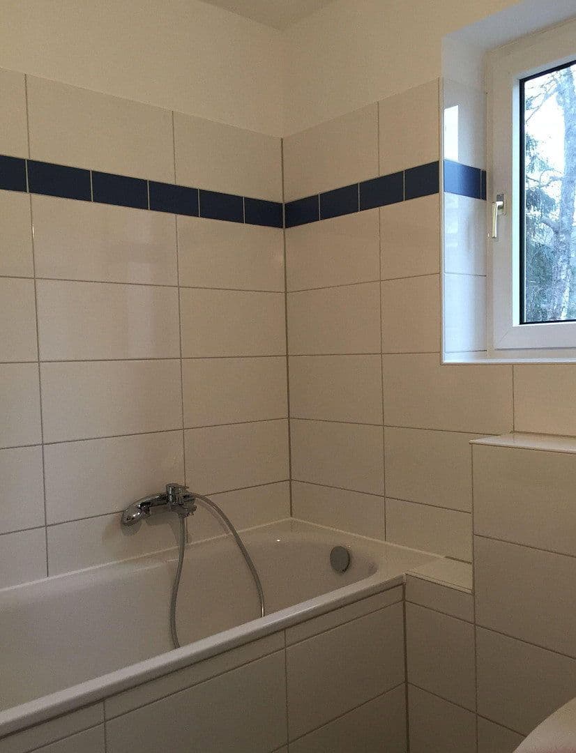 Prenájom bytu 1-izbový 43 m², Robert-Koch-Straße 8, Leverkusen, Severné Porýnie - Westfálsko Prenájom bytu 1-izbový 43 m², Robert-Koch-Straße 8, Leverkusen, Severné Porýnie - Westfálsko