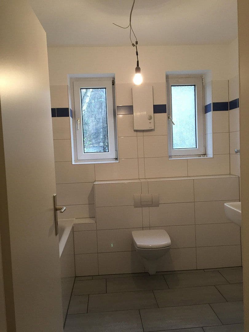 Prenájom bytu 1-izbový 43 m², Robert-Koch-Straße 8, Leverkusen, Severné Porýnie - Westfálsko Prenájom bytu 1-izbový 43 m², Robert-Koch-Straße 8, Leverkusen, Severné Porýnie - Westfálsko