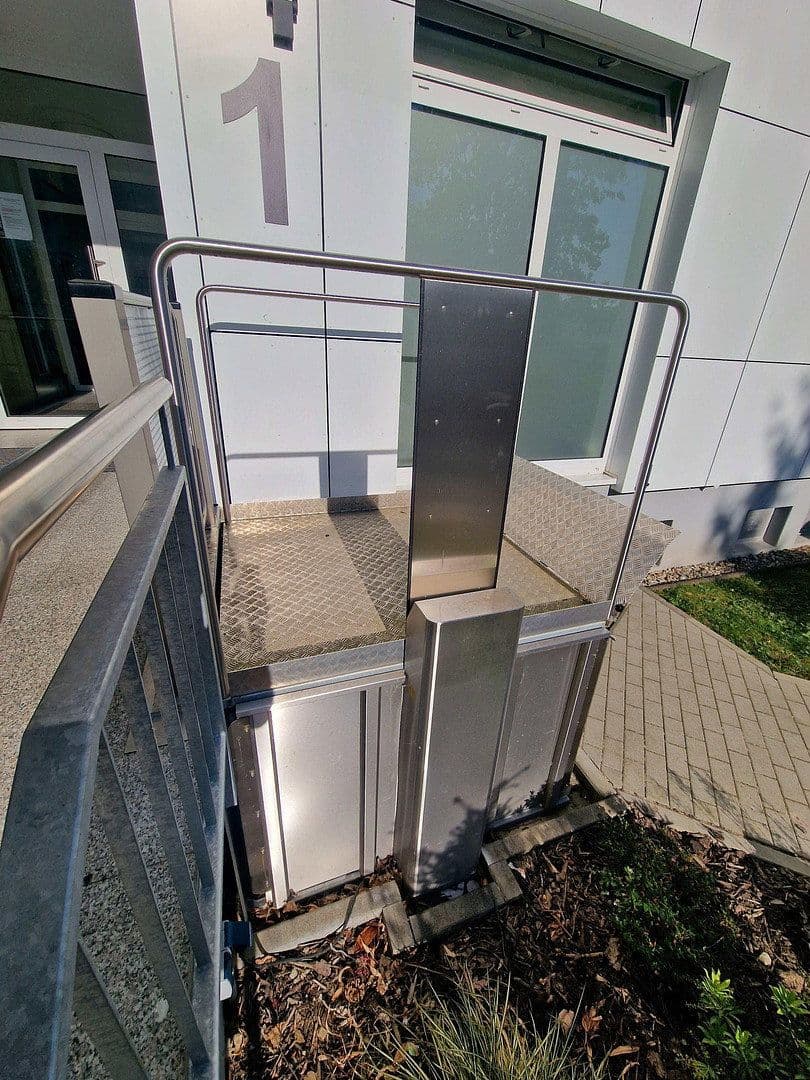 Predaj bytu 3-izbový 87 m², Neuhausstr. 1, Oberursel (Taunus), Hesensko Predaj bytu 3-izbový 87 m², Neuhausstr. 1, Oberursel (Taunus), Hesensko