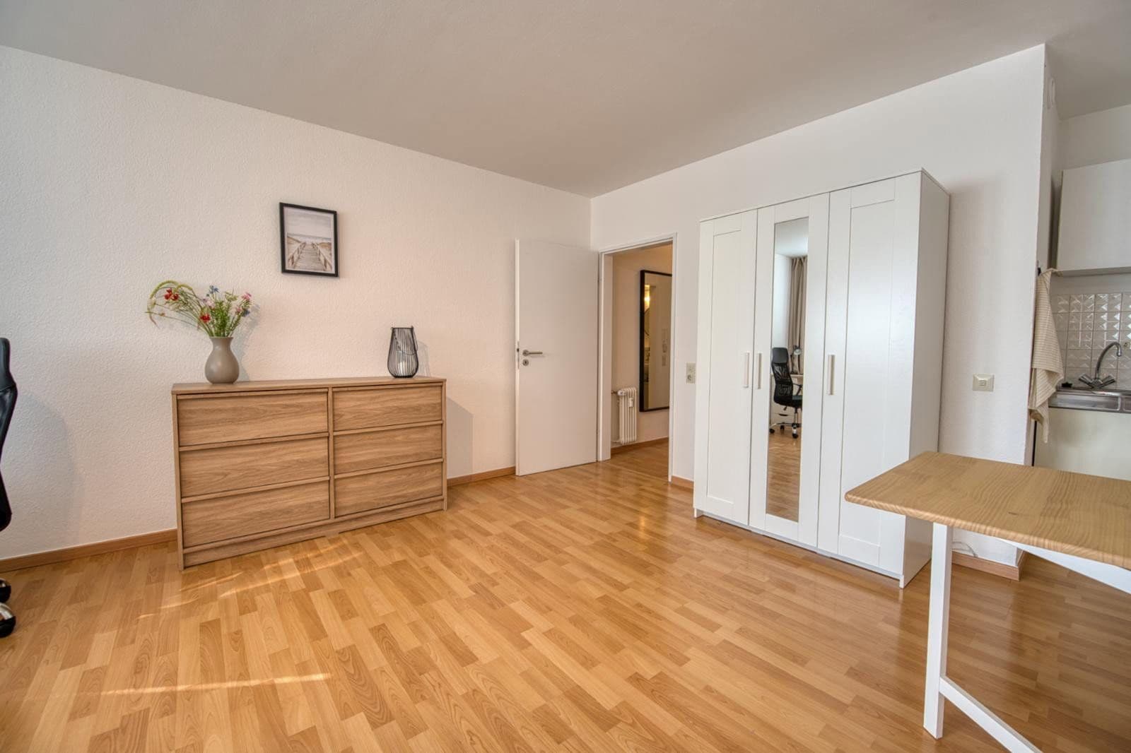 Prenájom bytu 1-izbový 28 m², Königswinterer Straße 154, Bonn, Severné Porýnie - Westfálsko Prenájom bytu 1-izbový 28 m², Königswinterer Straße 154, Bonn, Severné Porýnie - Westfálsko