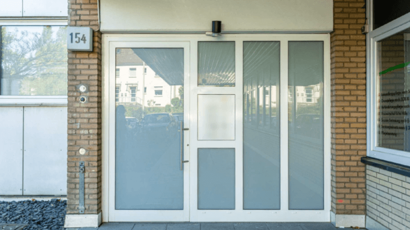 Prenájom bytu 1-izbový 28 m², Königswinterer Straße 154, Bonn, Severné Porýnie - Westfálsko Prenájom bytu 1-izbový 28 m², Königswinterer Straße 154, Bonn, Severné Porýnie - Westfálsko