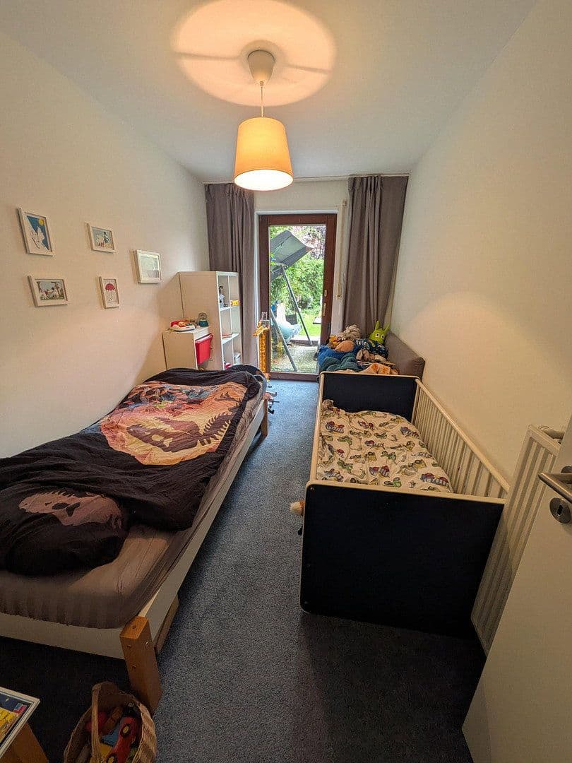 Predaj bytu 4-izbový 100 m², Leydenallee 100, Berlin, Berlín Predaj bytu 4-izbový 100 m², Leydenallee 100, Berlin, Berlín
