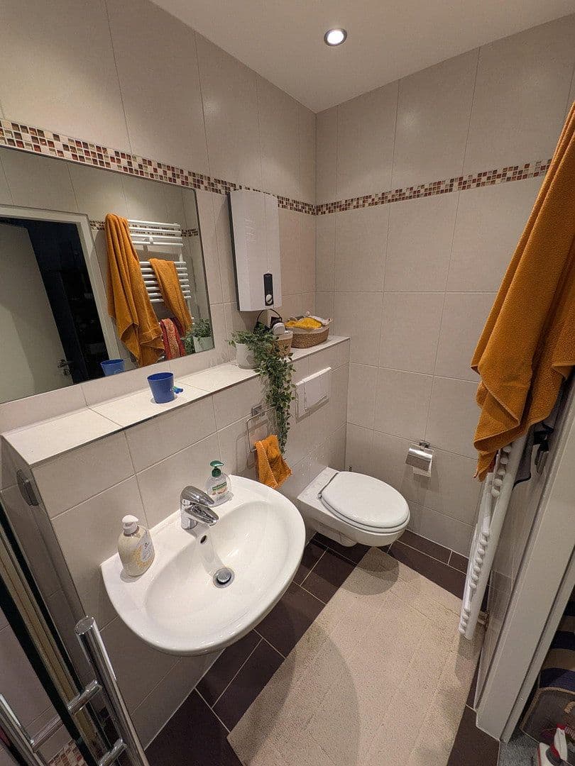Predaj bytu 4-izbový 100 m², Leydenallee 100, Berlin, Berlín Predaj bytu 4-izbový 100 m², Leydenallee 100, Berlin, Berlín