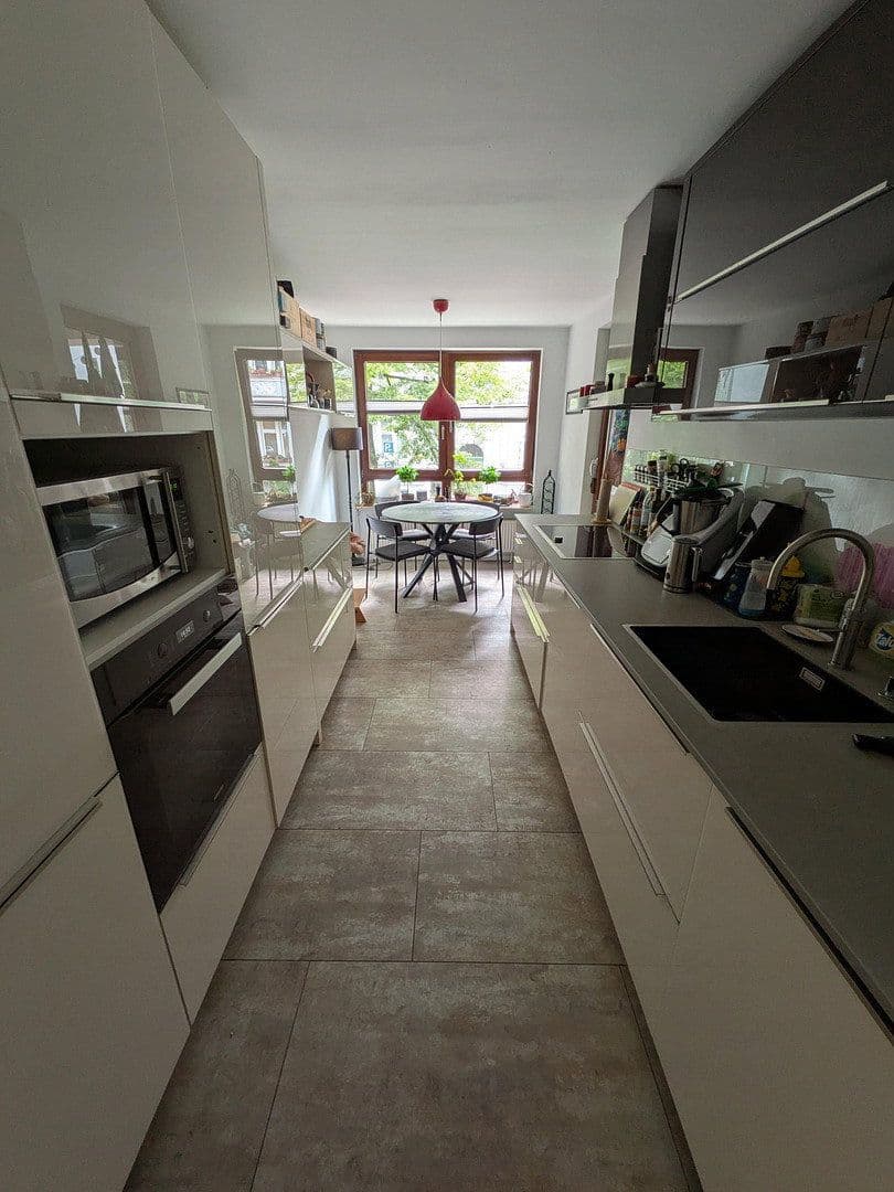 Predaj bytu 4-izbový 100 m², Leydenallee 100, Berlin, Berlín Predaj bytu 4-izbový 100 m², Leydenallee 100, Berlin, Berlín