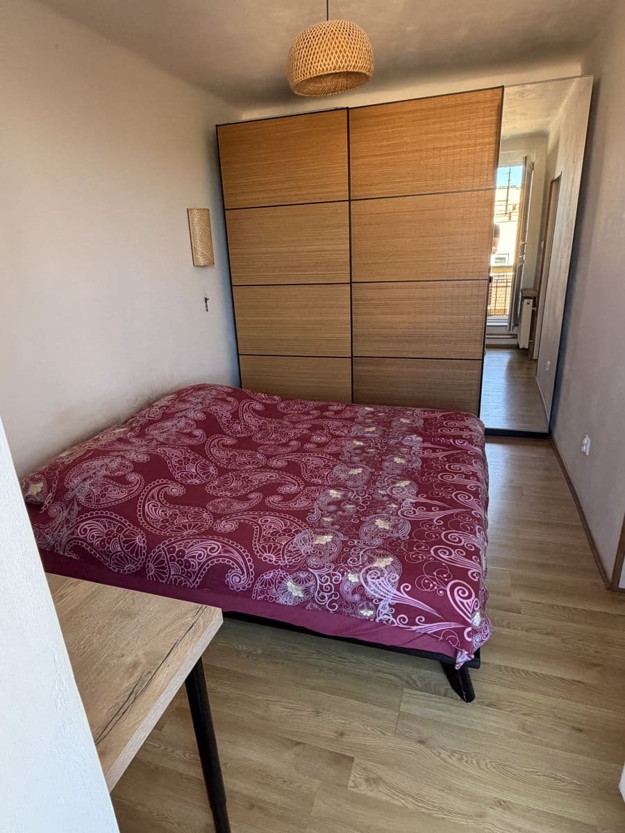 Prenájom bytu 48 m², Hartigova, Praha, Praha Prenájom bytu 48 m², Hartigova, Praha, Praha