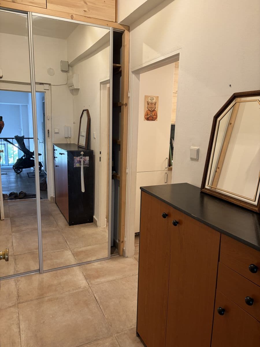 Prenájom bytu 48 m², Hartigova, Praha, Praha Prenájom bytu 48 m², Hartigova, Praha, Praha