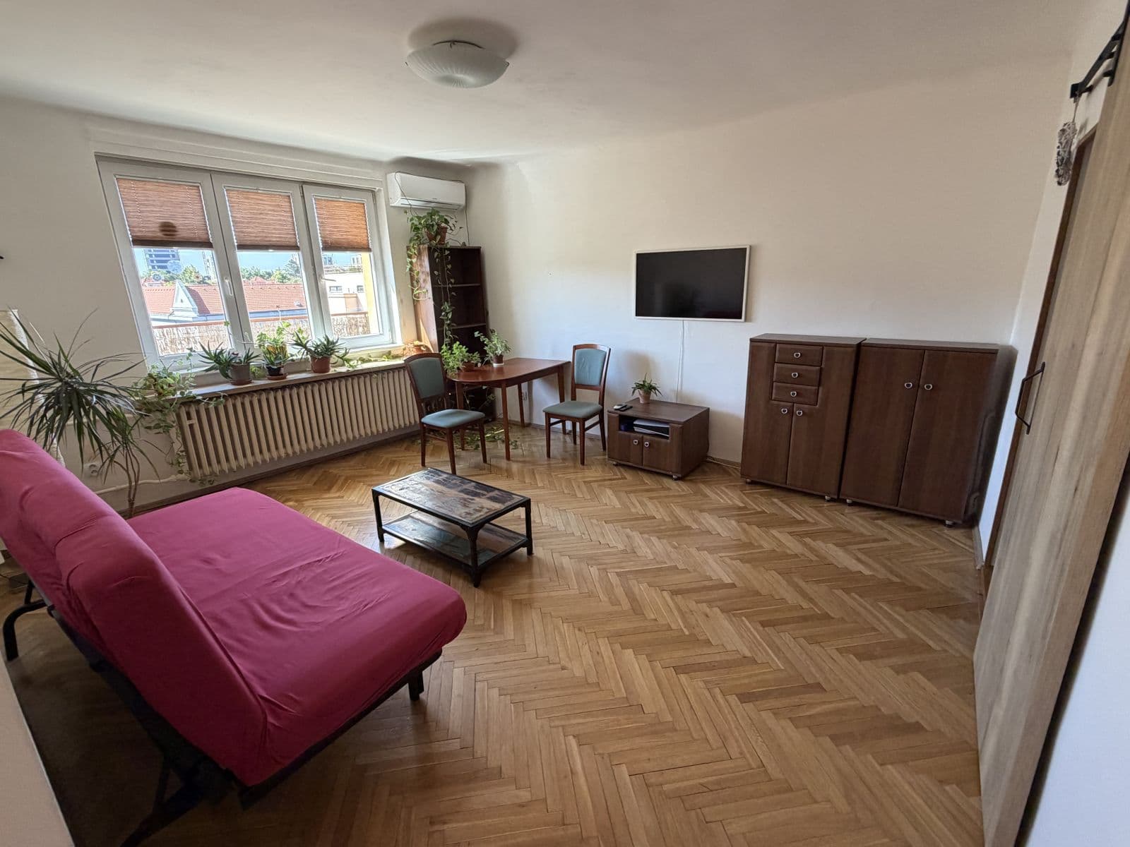 Prenájom bytu 48 m², Hartigova, Praha, Praha Prenájom bytu 48 m², Hartigova, Praha, Praha