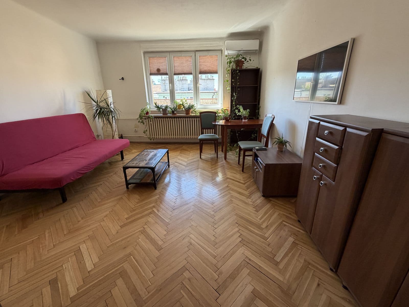 Prenájom bytu 48 m², Hartigova, Praha, Praha Prenájom bytu 48 m², Hartigova, Praha, Praha