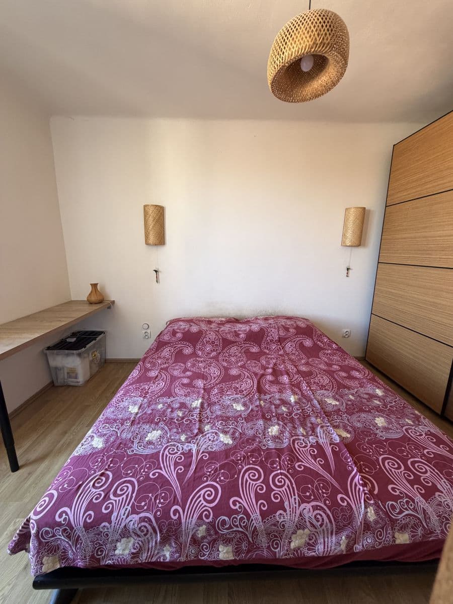 Prenájom bytu 48 m², Hartigova, Praha, Praha Prenájom bytu 48 m², Hartigova, Praha, Praha