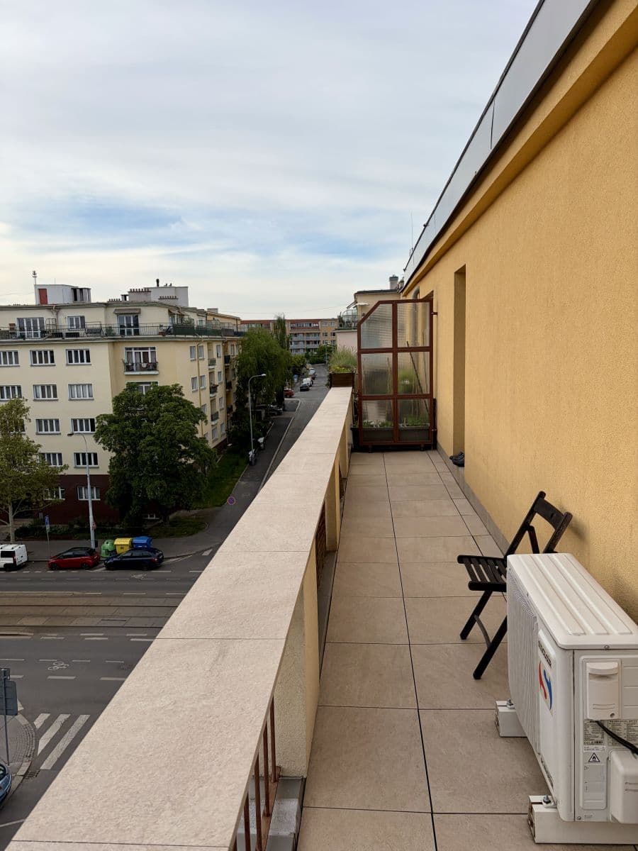 Prenájom bytu 48 m², Hartigova, Praha, Praha Prenájom bytu 48 m², Hartigova, Praha, Praha