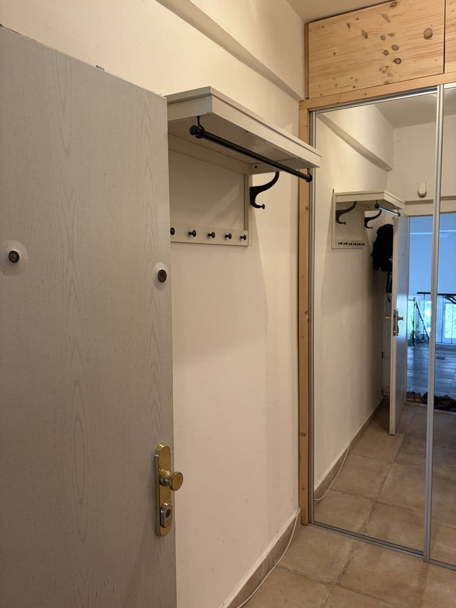 Prenájom bytu 48 m², Hartigova, Praha, Praha Prenájom bytu 48 m², Hartigova, Praha, Praha
