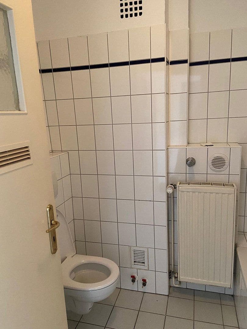 Prenájom bytu 2-izbový 50 m², Bismarckstraße 150, Wilhelmshaven, Dolné Sasko Prenájom bytu 2-izbový 50 m², Bismarckstraße 150, Wilhelmshaven, Dolné Sasko