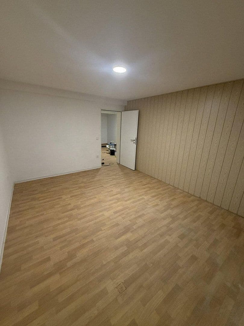Prenájom bytu 5-izbový 88 m², Bad Bevensen, Dolné Sasko Prenájom bytu 5-izbový 88 m², Bad Bevensen, Dolné Sasko