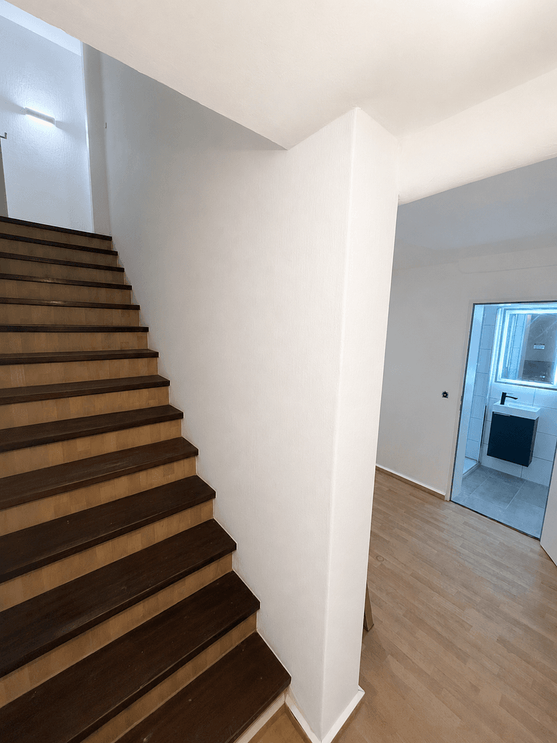 Prenájom bytu 5-izbový 88 m², Bad Bevensen, Dolné Sasko Prenájom bytu 5-izbový 88 m², Bad Bevensen, Dolné Sasko