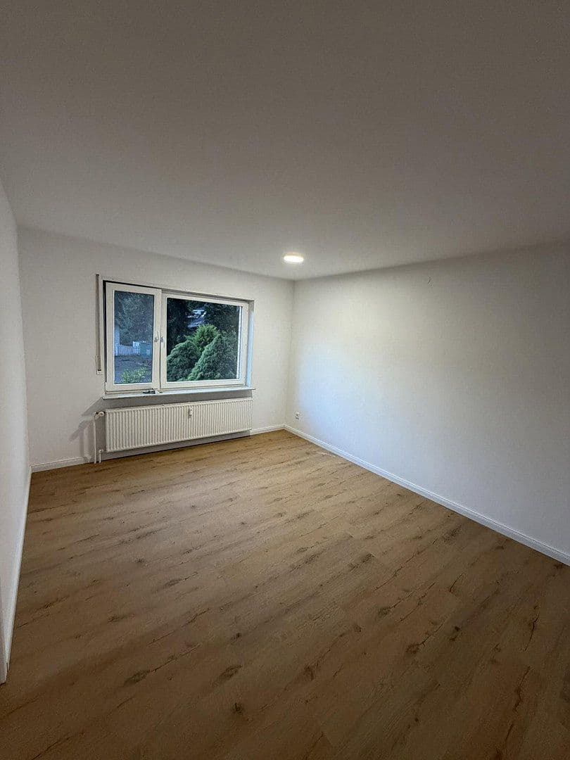 Prenájom bytu 5-izbový 88 m², Bad Bevensen, Dolné Sasko Prenájom bytu 5-izbový 88 m², Bad Bevensen, Dolné Sasko