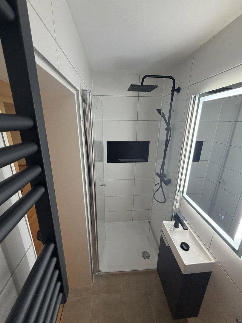 Prenájom bytu 5-izbový 88 m², Bad Bevensen, Dolné Sasko Prenájom bytu 5-izbový 88 m², Bad Bevensen, Dolné Sasko