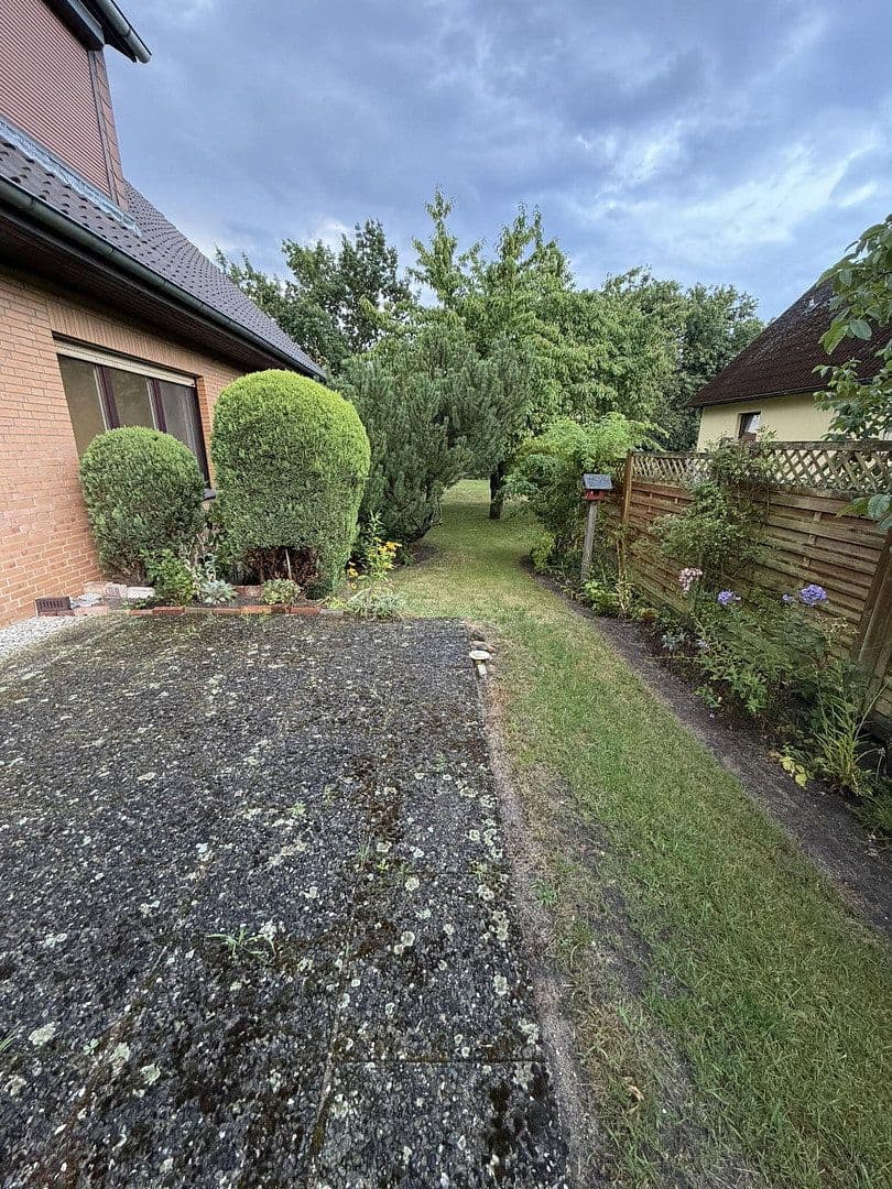 Prenájom bytu 5-izbový 88 m², Bad Bevensen, Dolné Sasko Prenájom bytu 5-izbový 88 m², Bad Bevensen, Dolné Sasko
