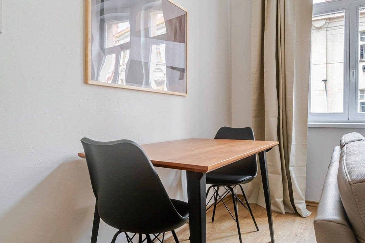 Prenájom bytu 42 m², Sarajevská, Praha, Praha Prenájom bytu 42 m², Sarajevská, Praha, Praha