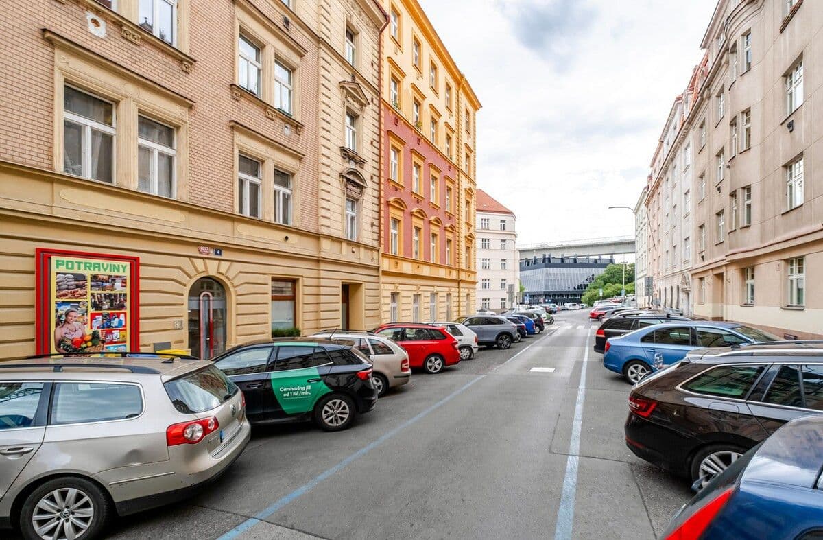 Prenájom bytu 42 m², Sarajevská, Praha, Praha Prenájom bytu 42 m², Sarajevská, Praha, Praha