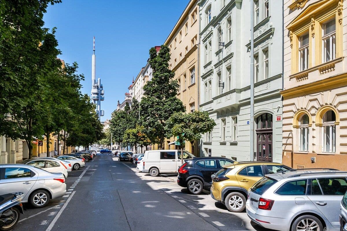 Prenájom bytu 38 m², Řipská, Praha, Praha Prenájom bytu 38 m², Řipská, Praha, Praha