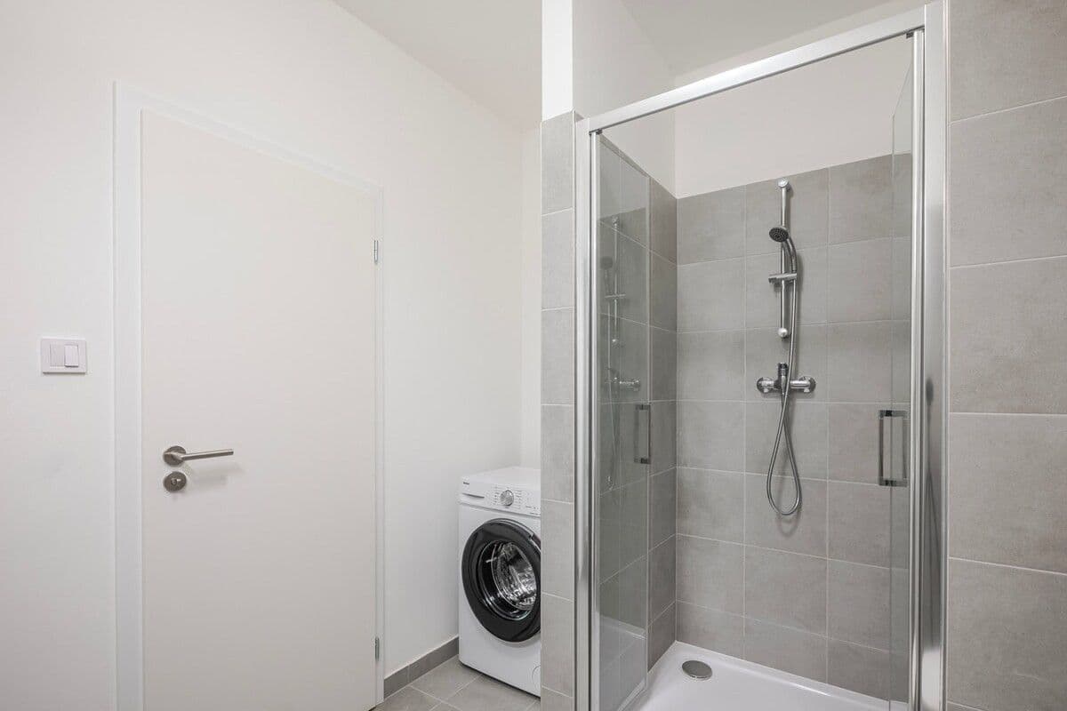 Prenájom bytu 41 m², Gerstelova, Praha, Praha Prenájom bytu 41 m², Gerstelova, Praha, Praha