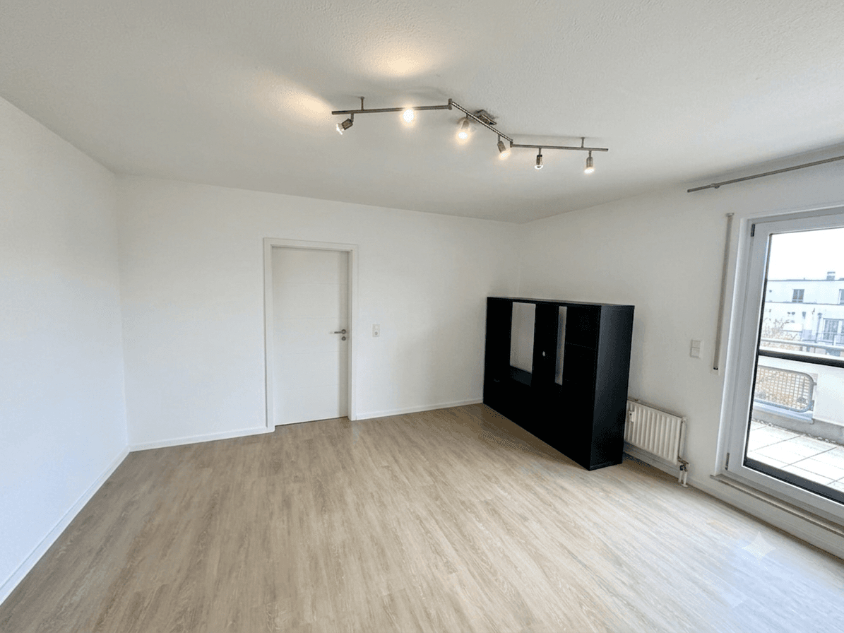 Prenájom bytu 2-izbový 76 m², Karlsruhe, Bádensko-Wurttembersko Prenájom bytu 2-izbový 76 m², Karlsruhe, Bádensko-Wurttembersko