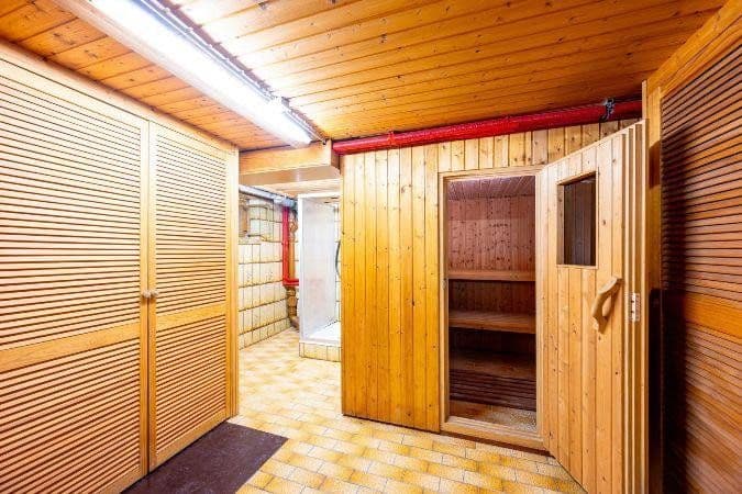 Predaj domu 130 m², pozemok 435 m², Köln - Rodenkirchen, Severné Porýnie - Westfálsko Predaj domu 130 m², pozemok 435 m², Köln - Rodenkirchen, Severné Porýnie - Westfálsko
