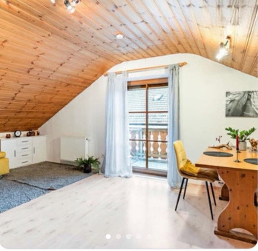 Prenájom bytu 1-izbový 35 m², Hauptstraße 9, Ohlstadt, Bavorsko Prenájom bytu 1-izbový 35 m², Hauptstraße 9, Ohlstadt, Bavorsko