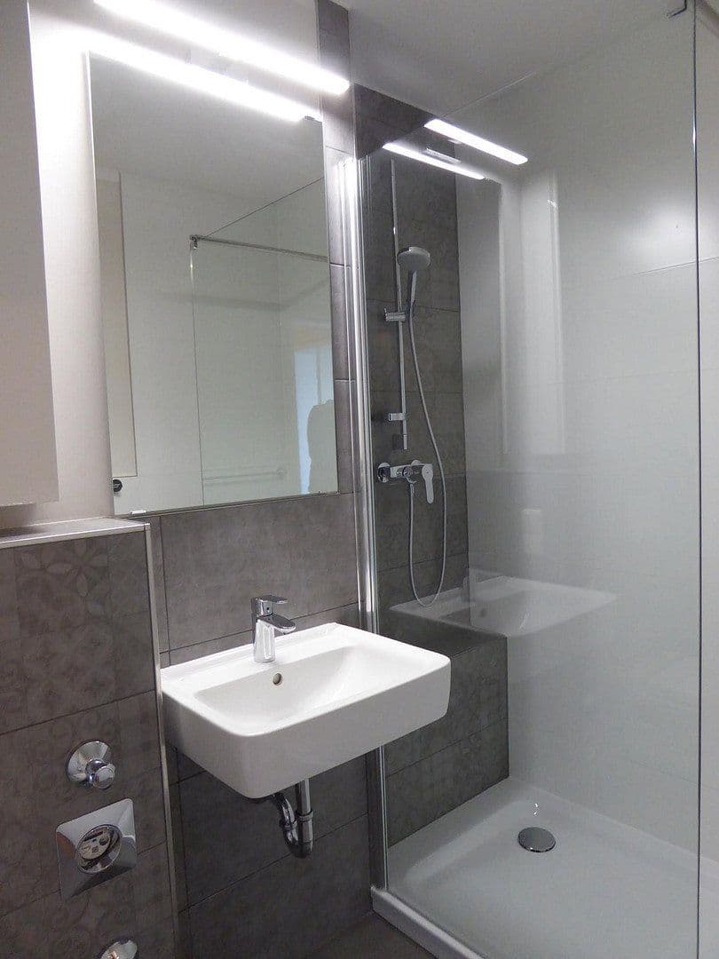 Prenájom bytu 1-izbový 42 m², Wiesbaden, Hesensko Prenájom bytu 1-izbový 42 m², Wiesbaden, Hesensko