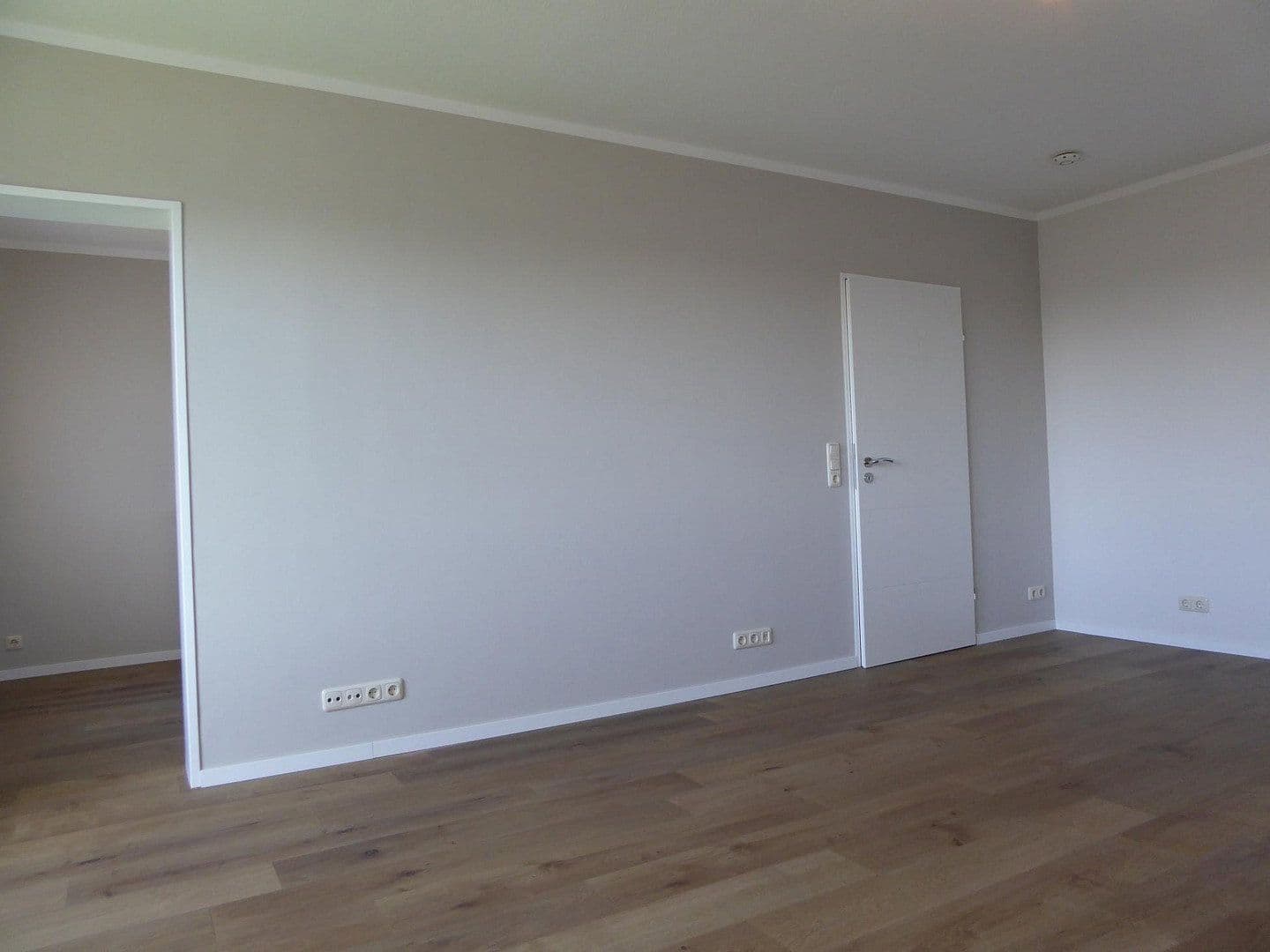 Prenájom bytu 1-izbový 42 m², Wiesbaden, Hesensko Prenájom bytu 1-izbový 42 m², Wiesbaden, Hesensko