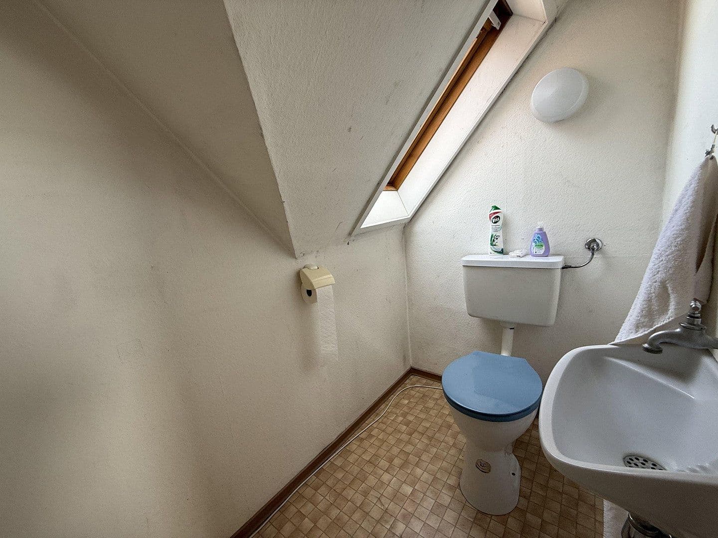 Predaj bytu 3-izbový 64 m², Kirchheim unter Teck, Bádensko-Wurttembersko Predaj bytu 3-izbový 64 m², Kirchheim unter Teck, Bádensko-Wurttembersko