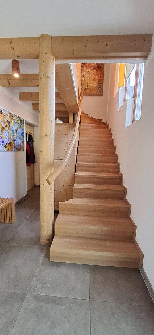 Predaj domu 135 m², pozemok 716 m², Adelshofen, Bavorsko Predaj domu 135 m², pozemok 716 m², Adelshofen, Bavorsko