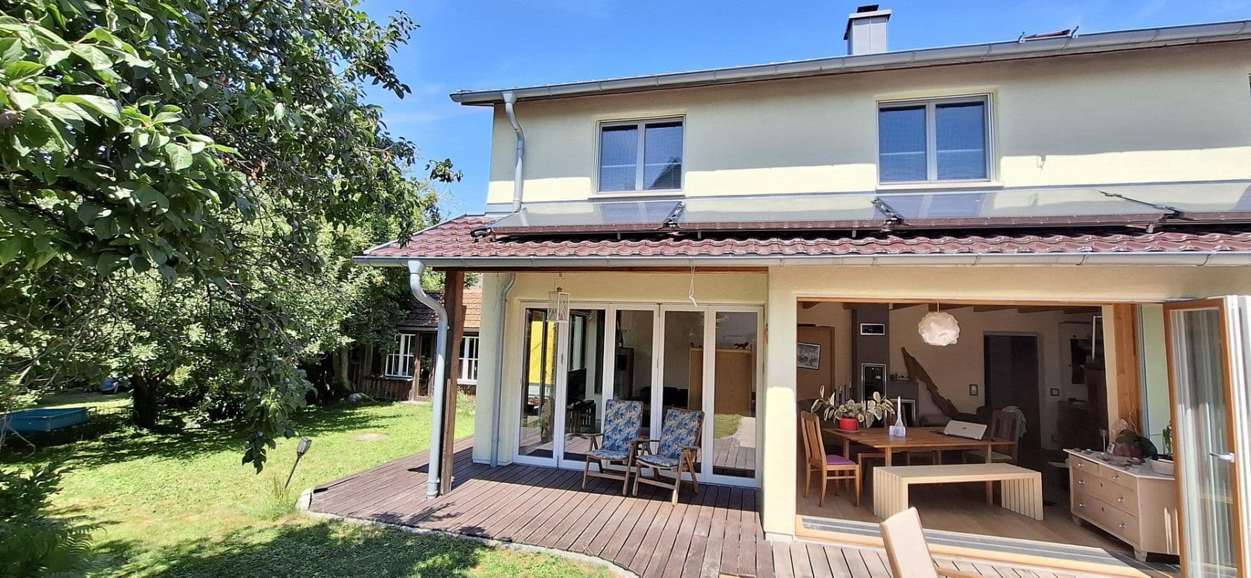 Predaj domu 135 m², pozemok 716 m², Adelshofen, Bavorsko Predaj domu 135 m², pozemok 716 m², Adelshofen, Bavorsko