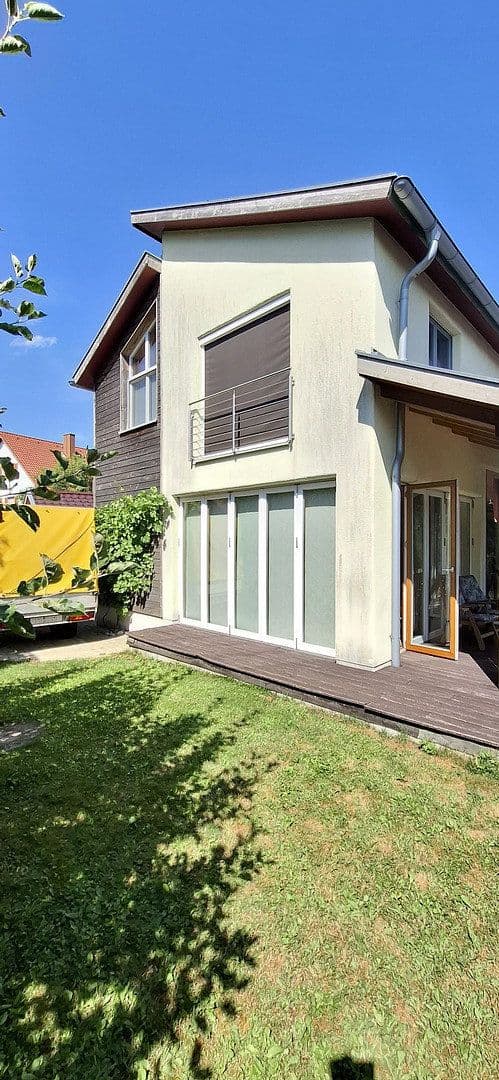 Predaj domu 135 m², pozemok 716 m², Adelshofen, Bavorsko Predaj domu 135 m², pozemok 716 m², Adelshofen, Bavorsko