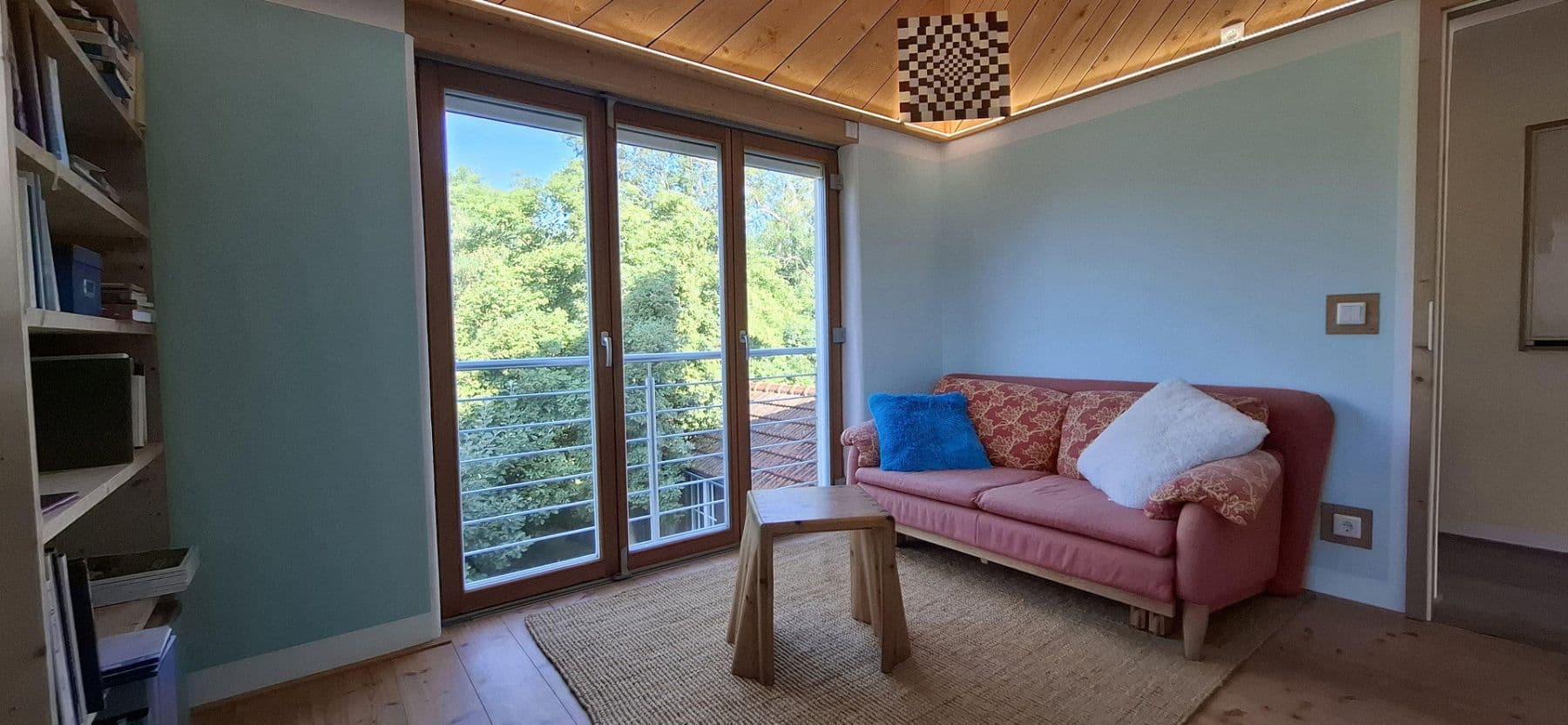 Predaj domu 135 m², pozemok 716 m², Adelshofen, Bavorsko Predaj domu 135 m², pozemok 716 m², Adelshofen, Bavorsko
