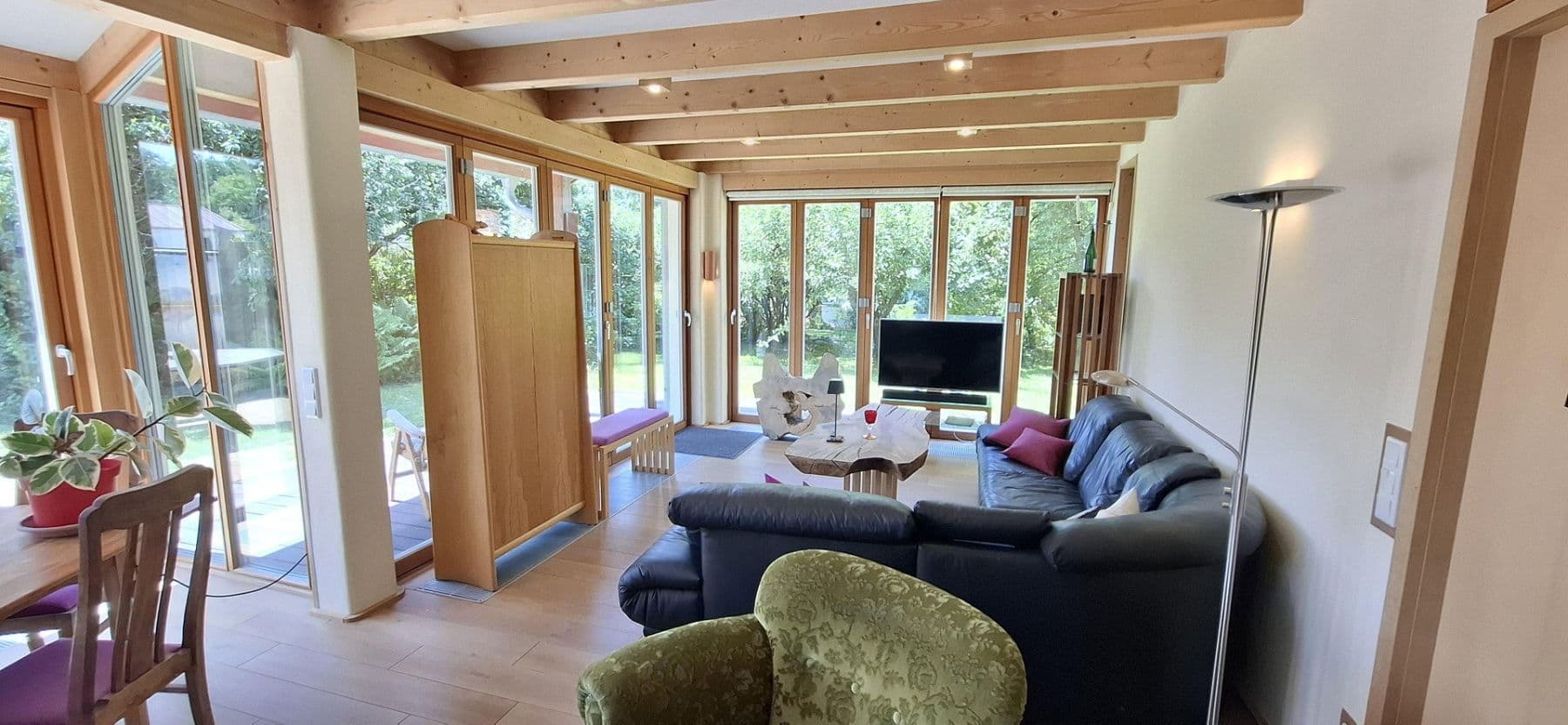 Predaj domu 135 m², pozemok 716 m², Adelshofen, Bavorsko Predaj domu 135 m², pozemok 716 m², Adelshofen, Bavorsko