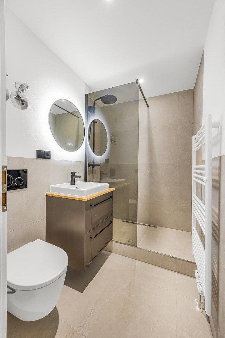 Prenájom bytu 1-izbový 11 m², Winzererstraße 172, München, Bavorsko Prenájom bytu 1-izbový 11 m², Winzererstraße 172, München, Bavorsko