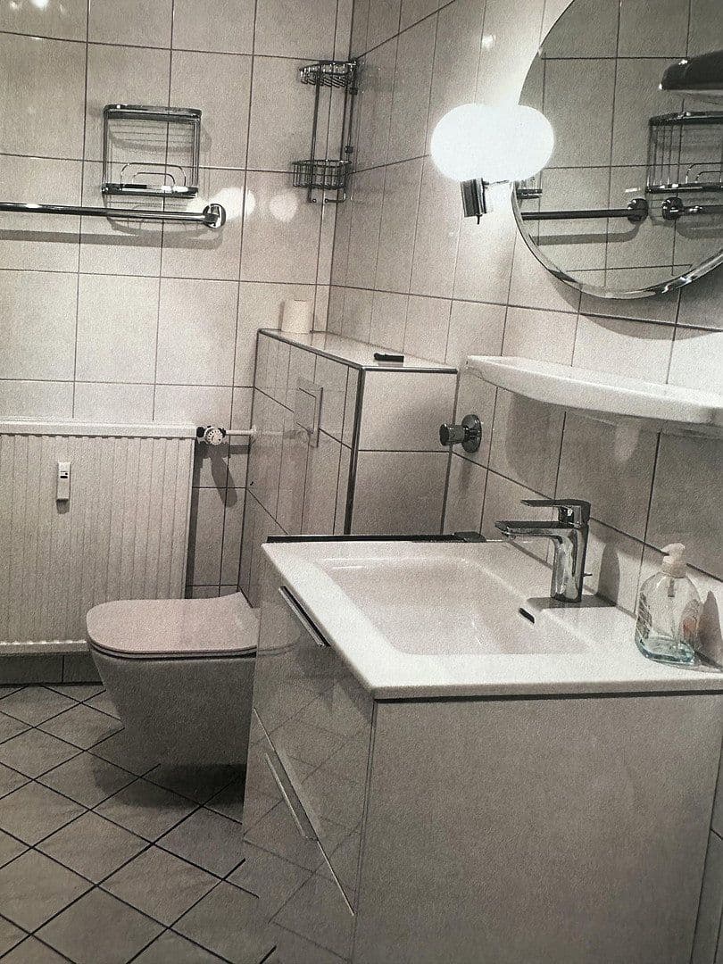 Prenájom bytu 3-izbový 84 m², Gelsenkirchen, Severné Porýnie - Westfálsko Prenájom bytu 3-izbový 84 m², Gelsenkirchen, Severné Porýnie - Westfálsko