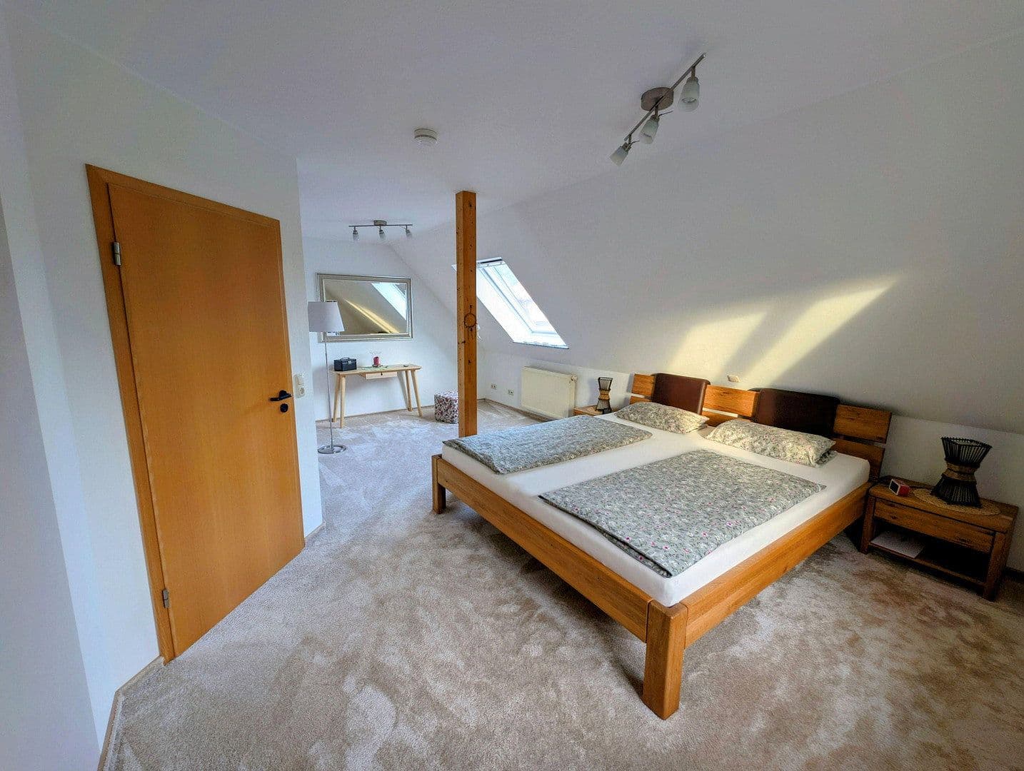 Predaj domu 188 m², pozemok 760 m², Jade, Dolné Sasko Predaj domu 188 m², pozemok 760 m², Jade, Dolné Sasko