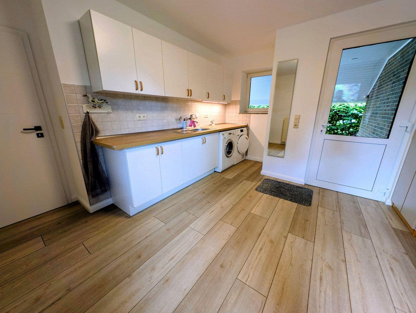 Predaj domu 188 m², pozemok 760 m², Jade, Dolné Sasko Predaj domu 188 m², pozemok 760 m², Jade, Dolné Sasko