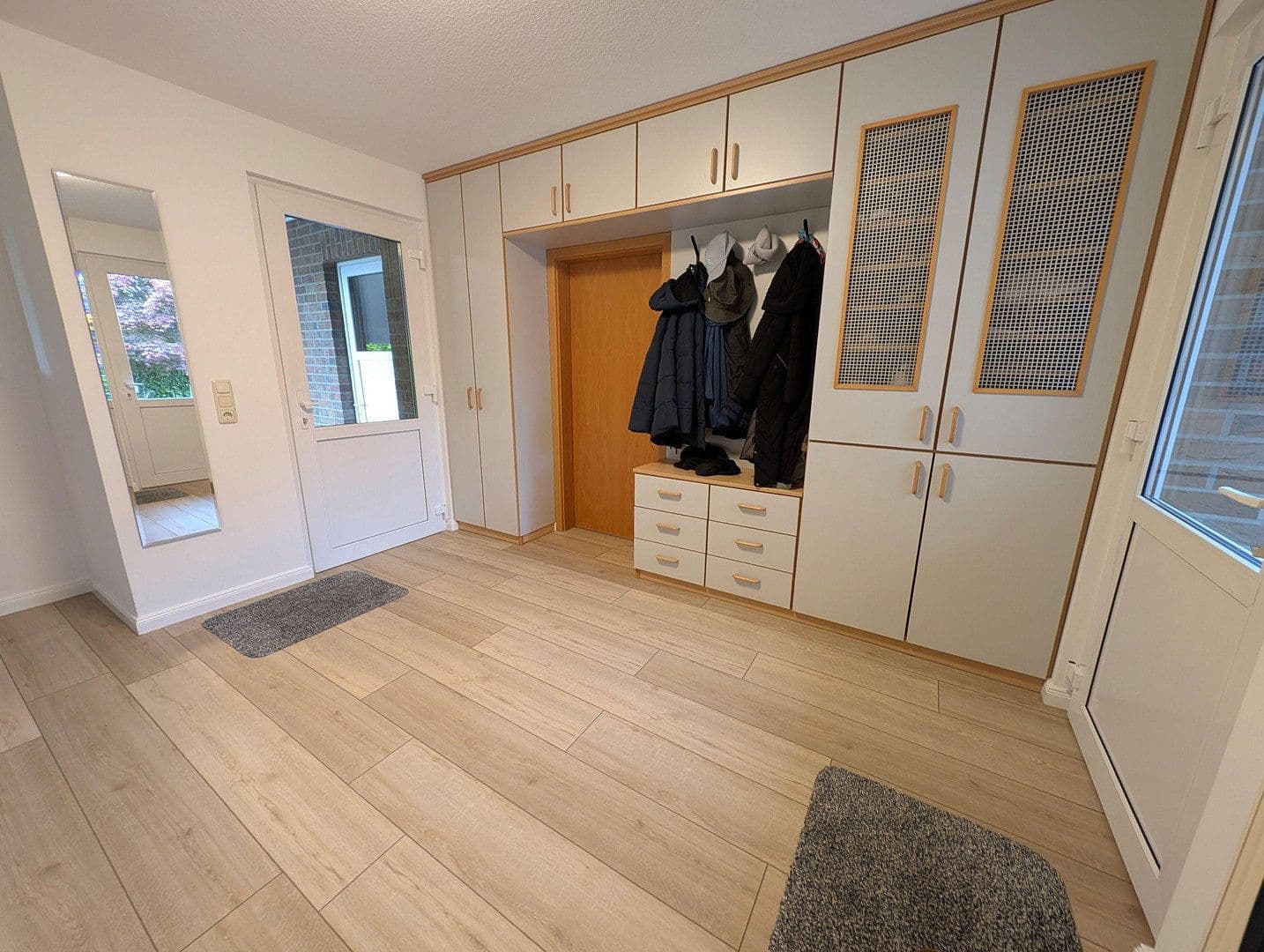 Predaj domu 188 m², pozemok 760 m², Jade, Dolné Sasko Predaj domu 188 m², pozemok 760 m², Jade, Dolné Sasko