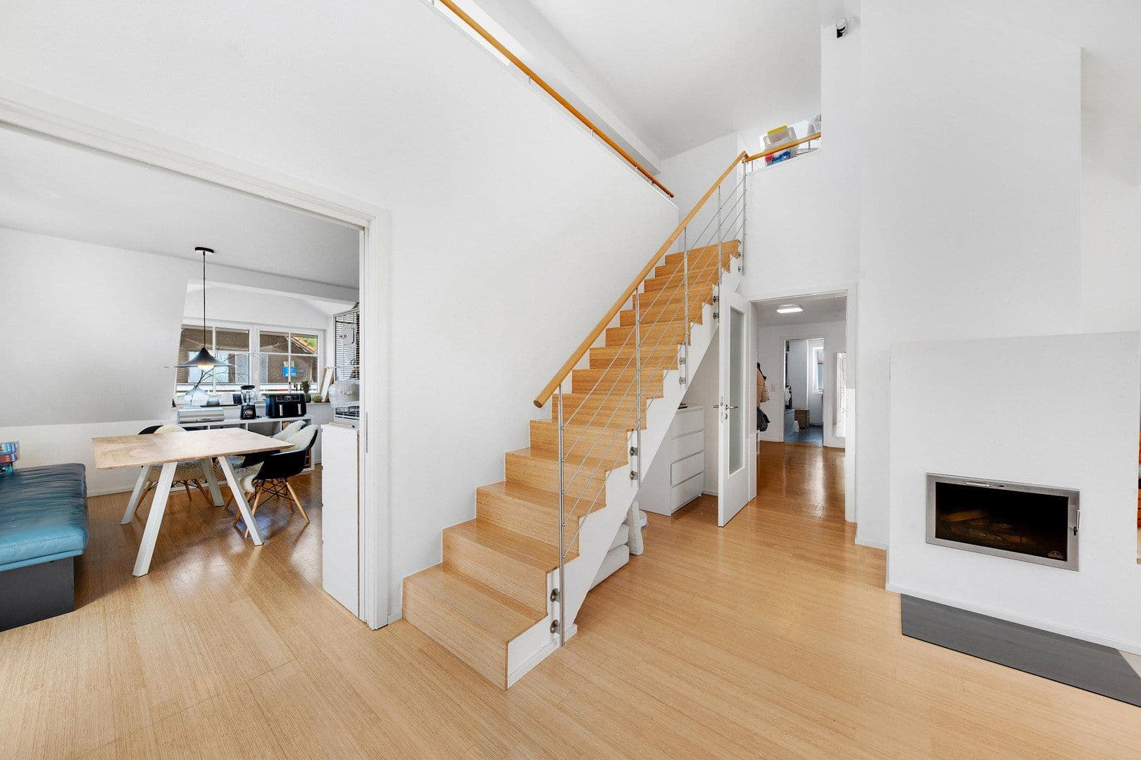 Predaj bytu 5-izbový 163 m², Manzostr. 15, München, Bavorsko Predaj bytu 5-izbový 163 m², Manzostr. 15, München, Bavorsko