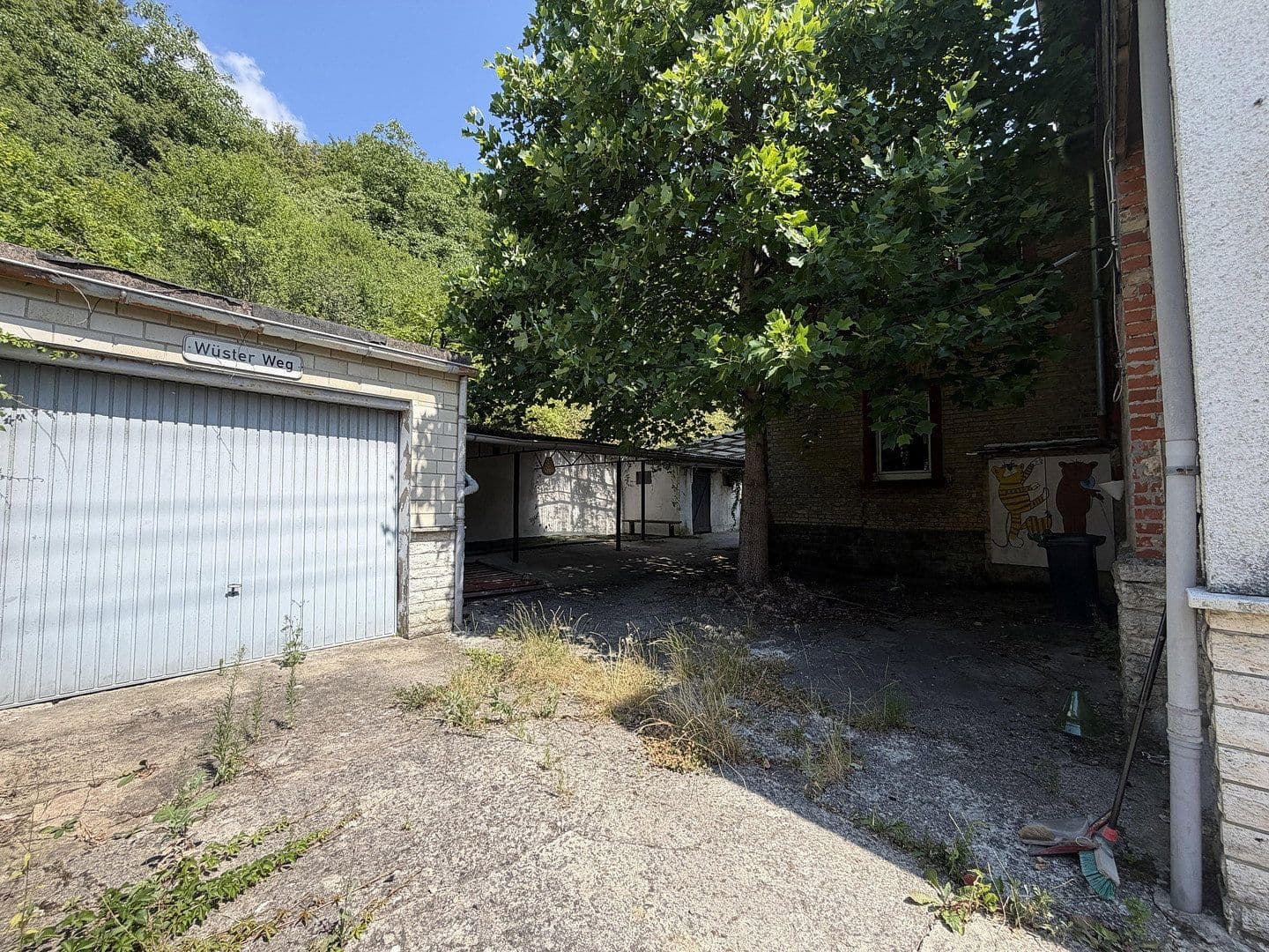 Predaj domu 185 m², pozemok 3.358 m², Adelsheim, Bádensko-Wurttembersko Predaj domu 185 m², pozemok 3.358 m², Adelsheim, Bádensko-Wurttembersko