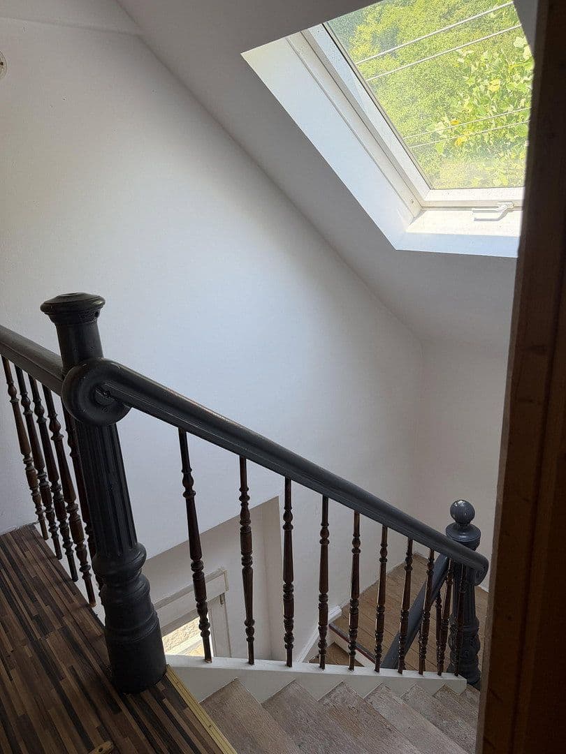 Predaj domu 185 m², pozemok 3.358 m², Adelsheim, Bádensko-Wurttembersko Predaj domu 185 m², pozemok 3.358 m², Adelsheim, Bádensko-Wurttembersko