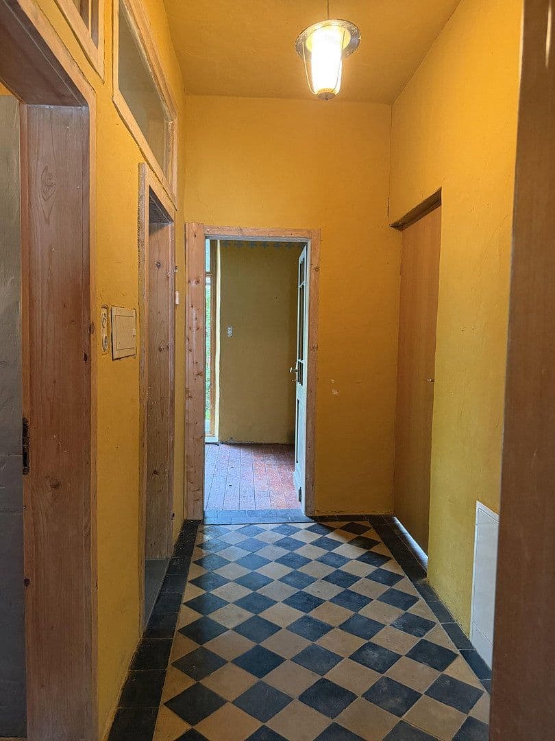 Predaj domu 185 m², pozemok 3.358 m², Adelsheim, Bádensko-Wurttembersko Predaj domu 185 m², pozemok 3.358 m², Adelsheim, Bádensko-Wurttembersko