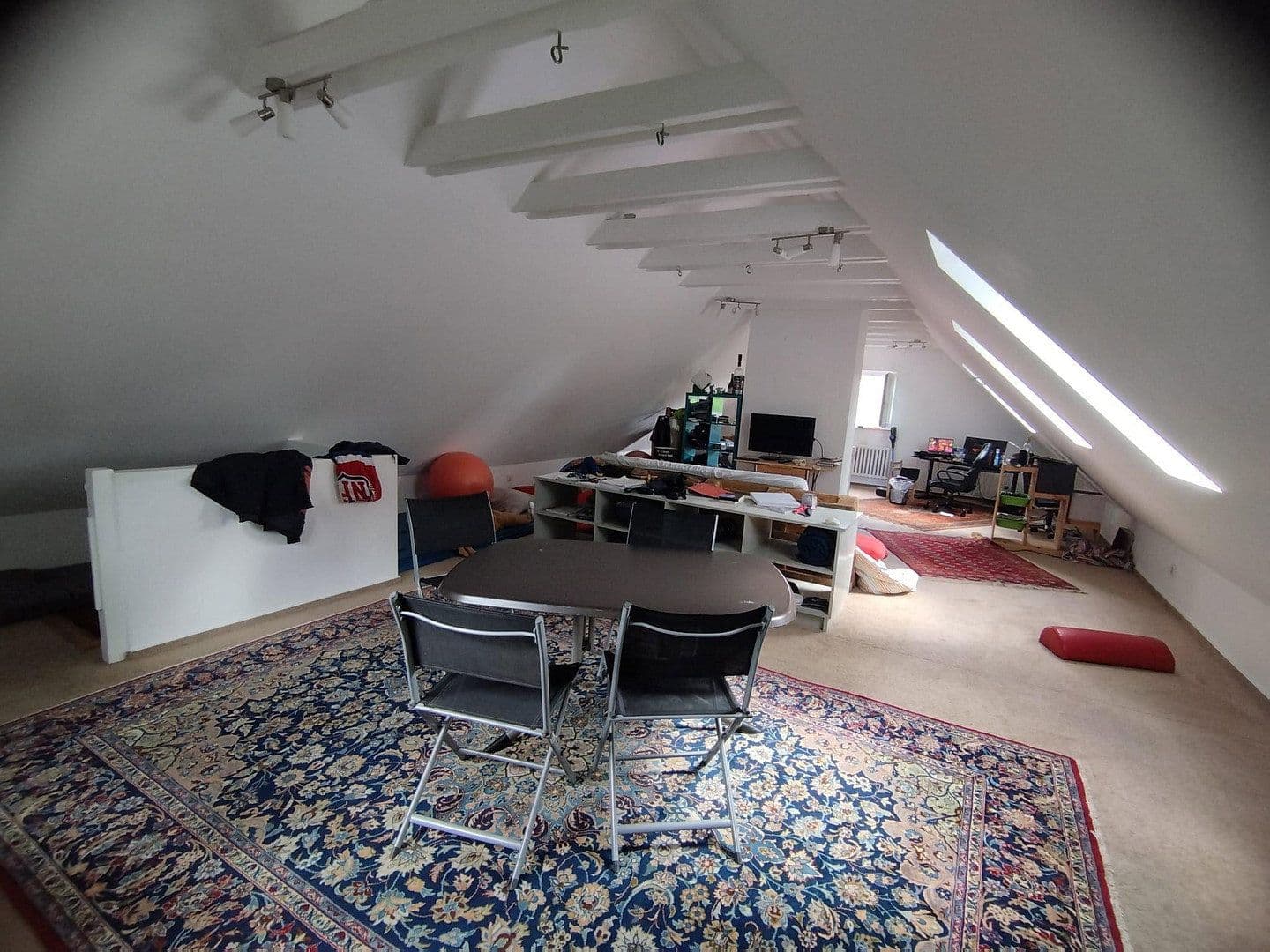 Predaj domu 210 m², pozemok 1.318 m², Bremen, Brémy Predaj domu 210 m², pozemok 1.318 m², Bremen, Brémy