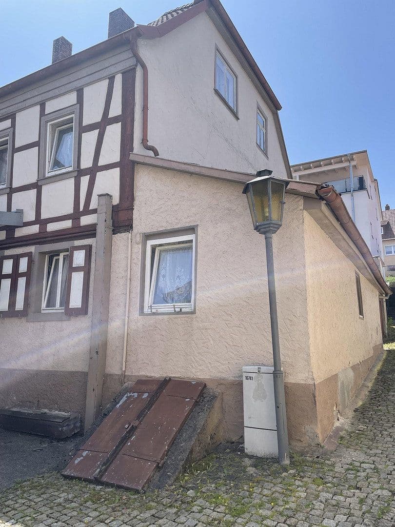 Predaj domu 266 m², pozemok 293 m², Maßbach, Bavorsko Predaj domu 266 m², pozemok 293 m², Maßbach, Bavorsko