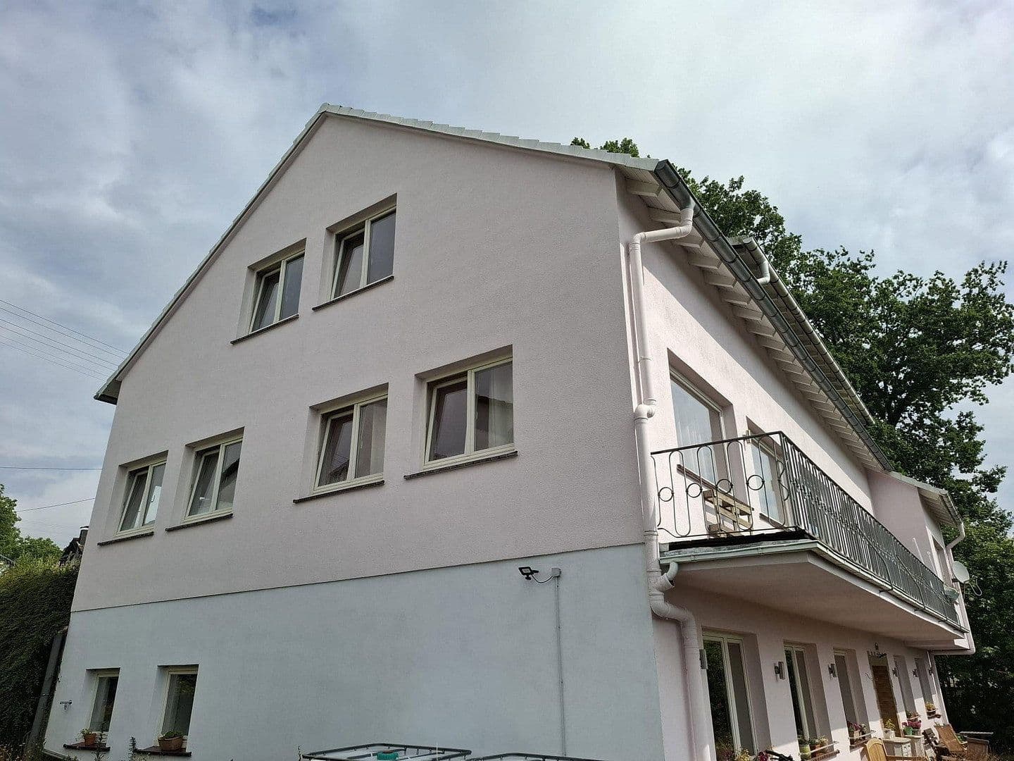 Predaj domu 708 m², pozemok 3.296 m², Flammersfeld, Porýnie-Falcko Predaj domu 708 m², pozemok 3.296 m², Flammersfeld, Porýnie-Falcko